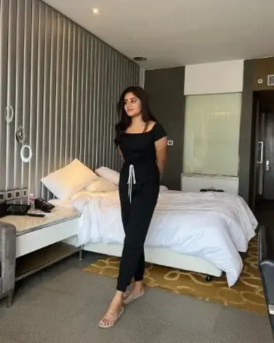 Call Girls Bilsi Cash On Delivery